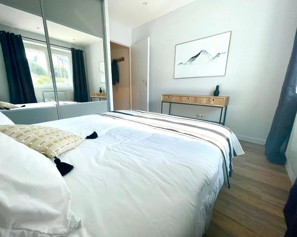 Appartement Le Patio**** T3 avec terrasse, centre d'Aix-les-B. à Aix-les-Bains